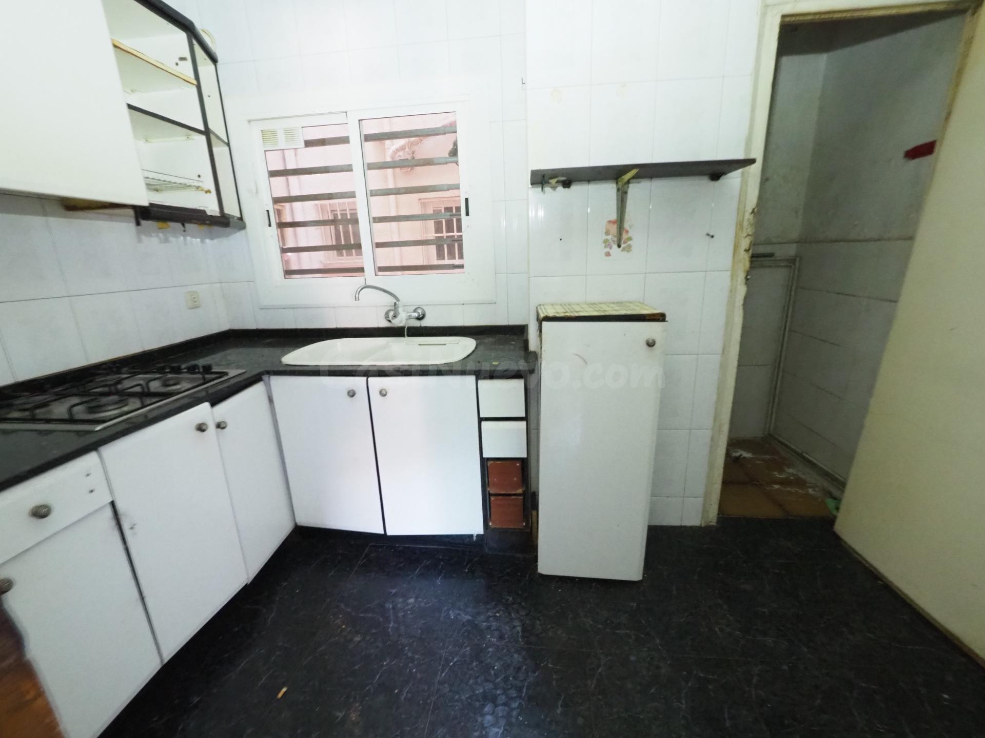 SE VENDE PISO EN SANT ADRIA DE BESOS - foto 4