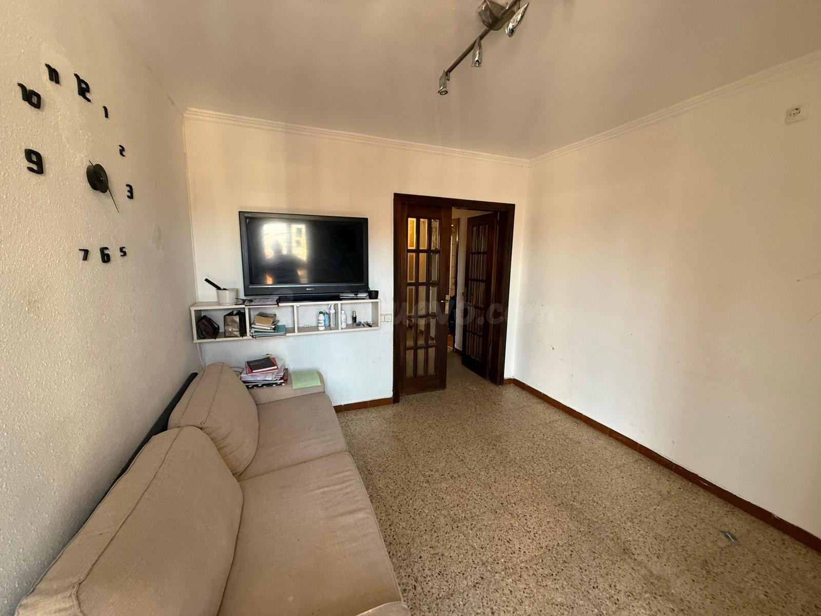 SE VENDE PISO EN BARCELONA, ZONA LA PROSPERITAT - foto 3