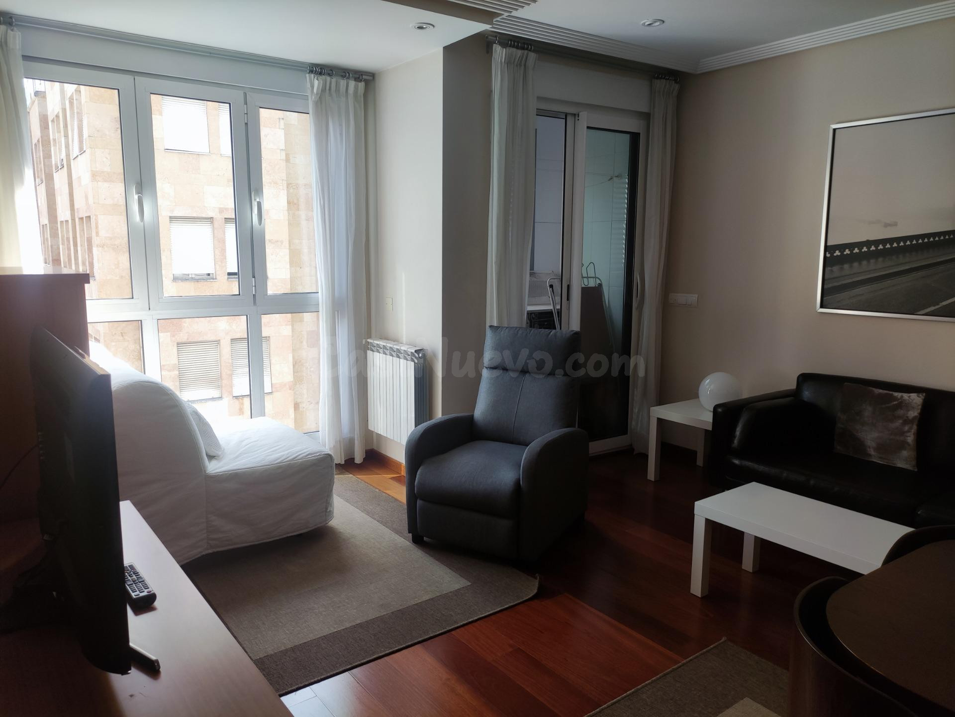 PRECIOSO APARTAMENTO EN EL CENTRO DE LA CIUDAD CON PLAZA DE  - foto 3