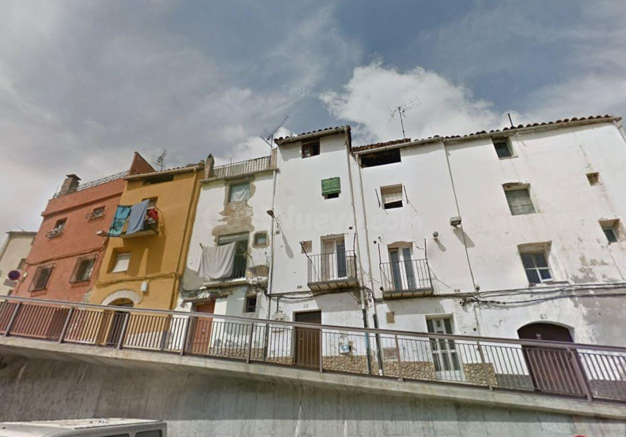 Inversión inmobiliaria en Balaguer: Oportunidad única sin po - foto 2
