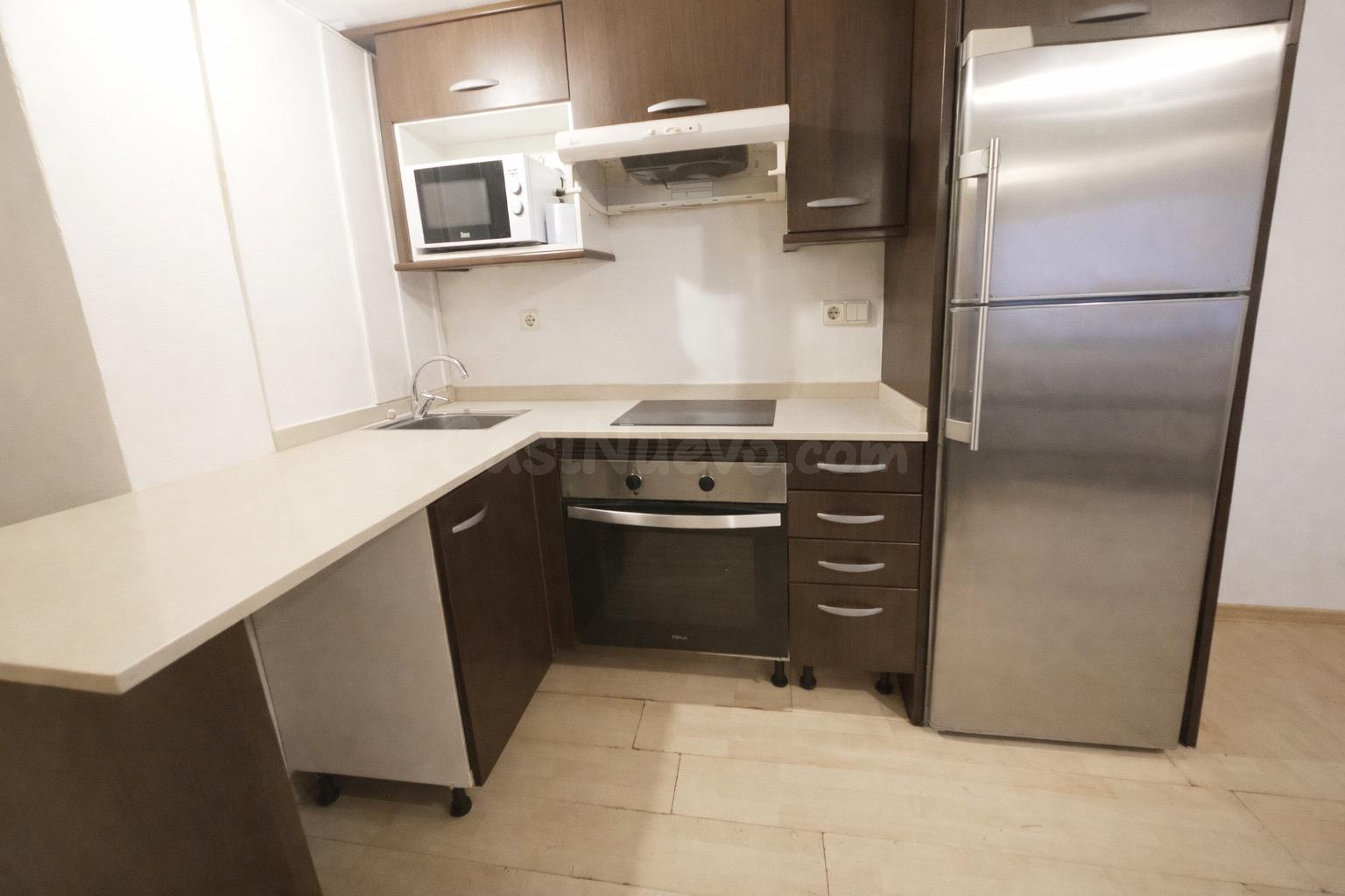 SE VENDE PISO EN BARCELONA, ZONA EL RAVAL