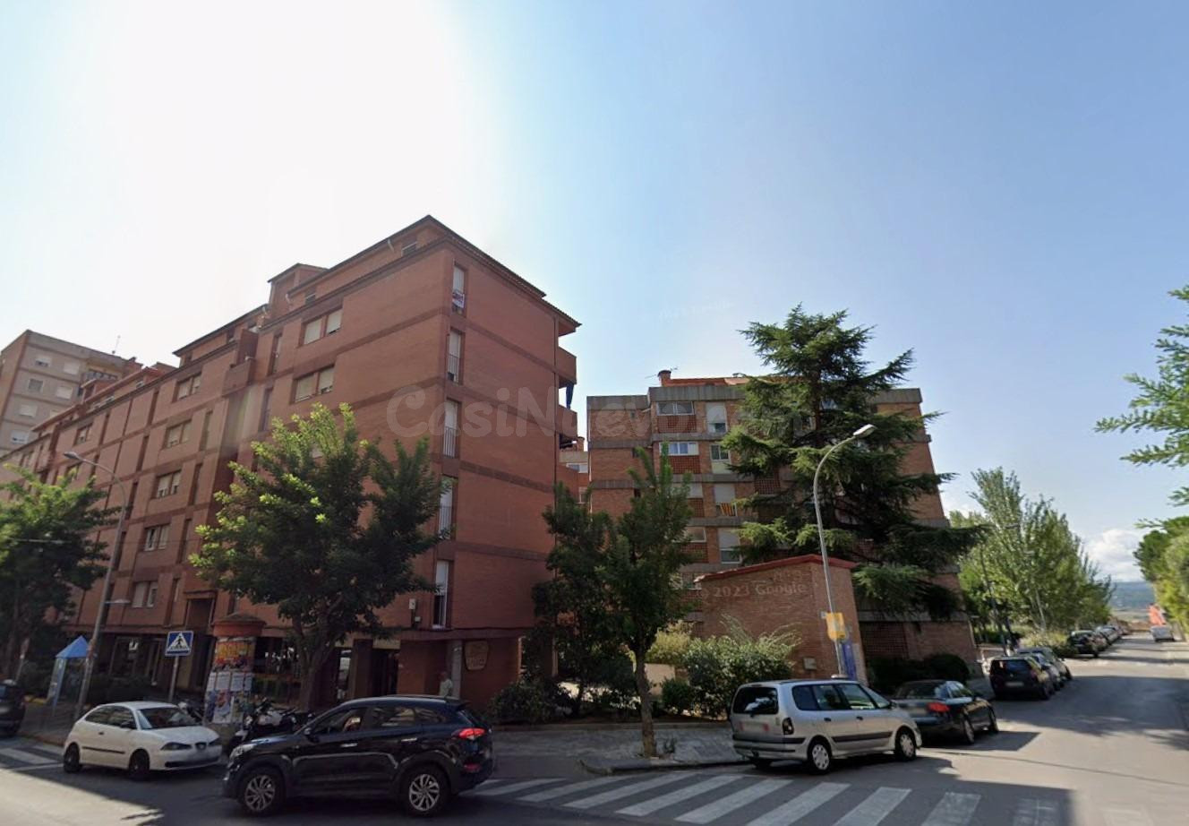 SE VENDE 9 PLAZAS DE APARCAMIENTO EN IGUALADA - foto 2