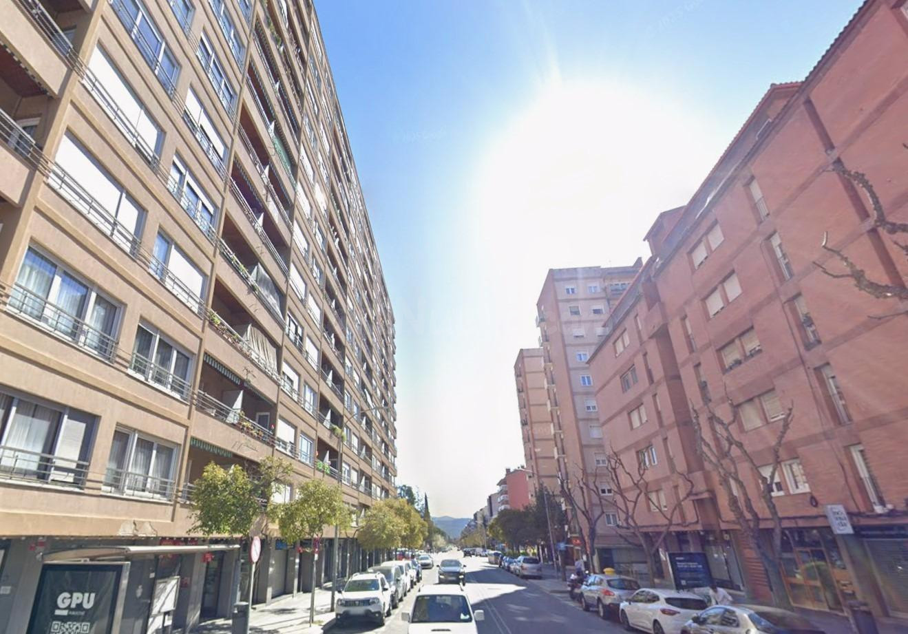 SE VENDE 9 PLAZAS DE APARCAMIENTO EN IGUALADA - foto 4