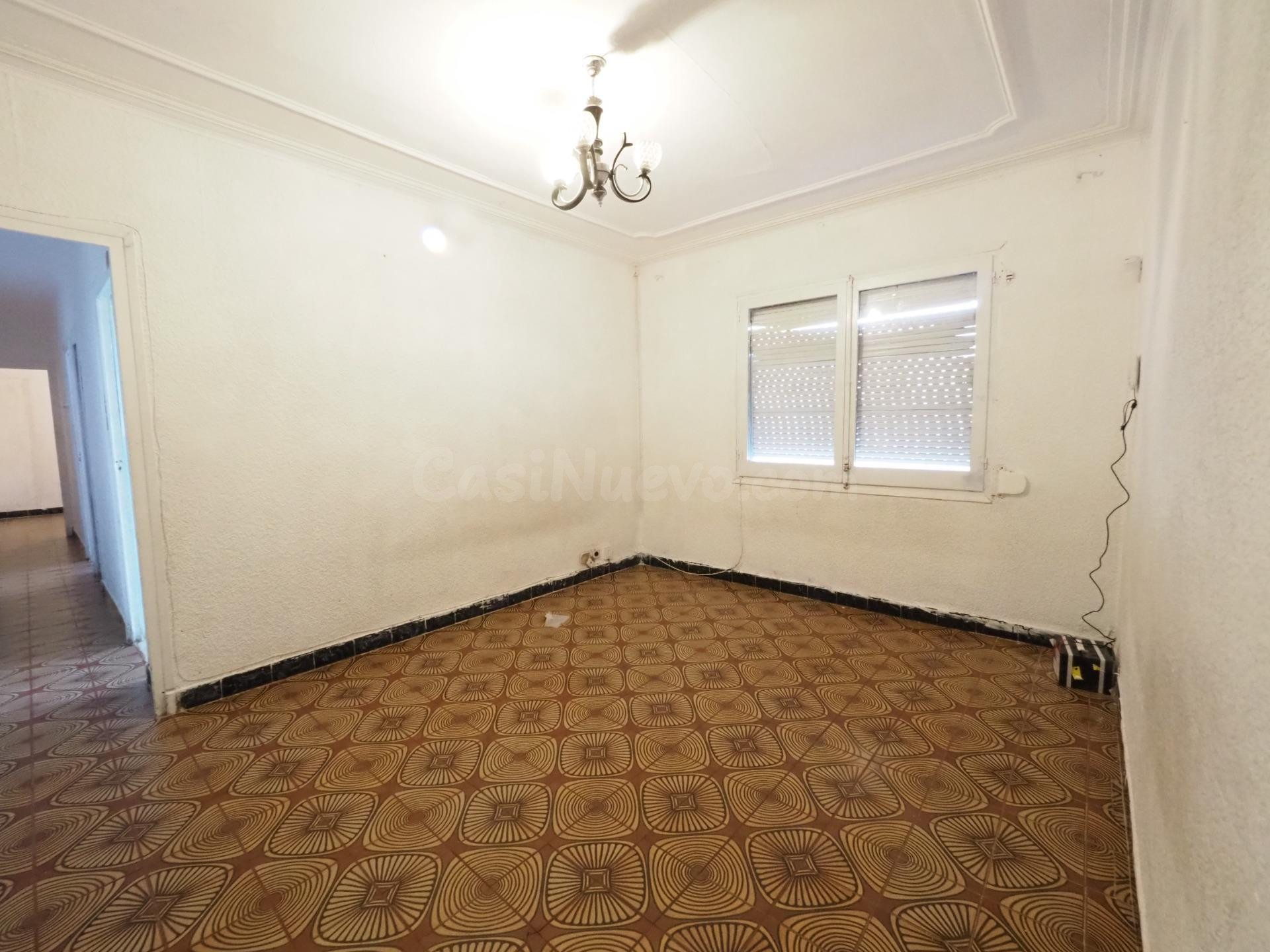 SE VENDE PISO EN RUBÍ, ZONA MERCAT - foto 2