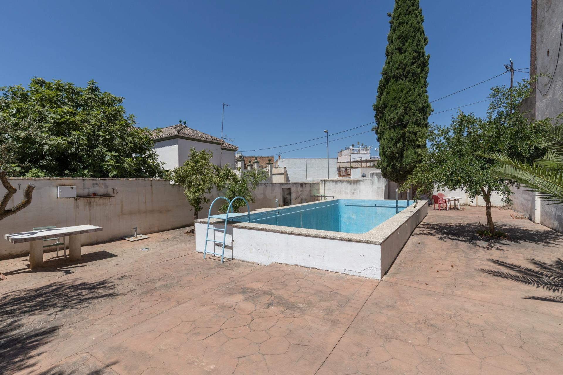 Casa con gran solar