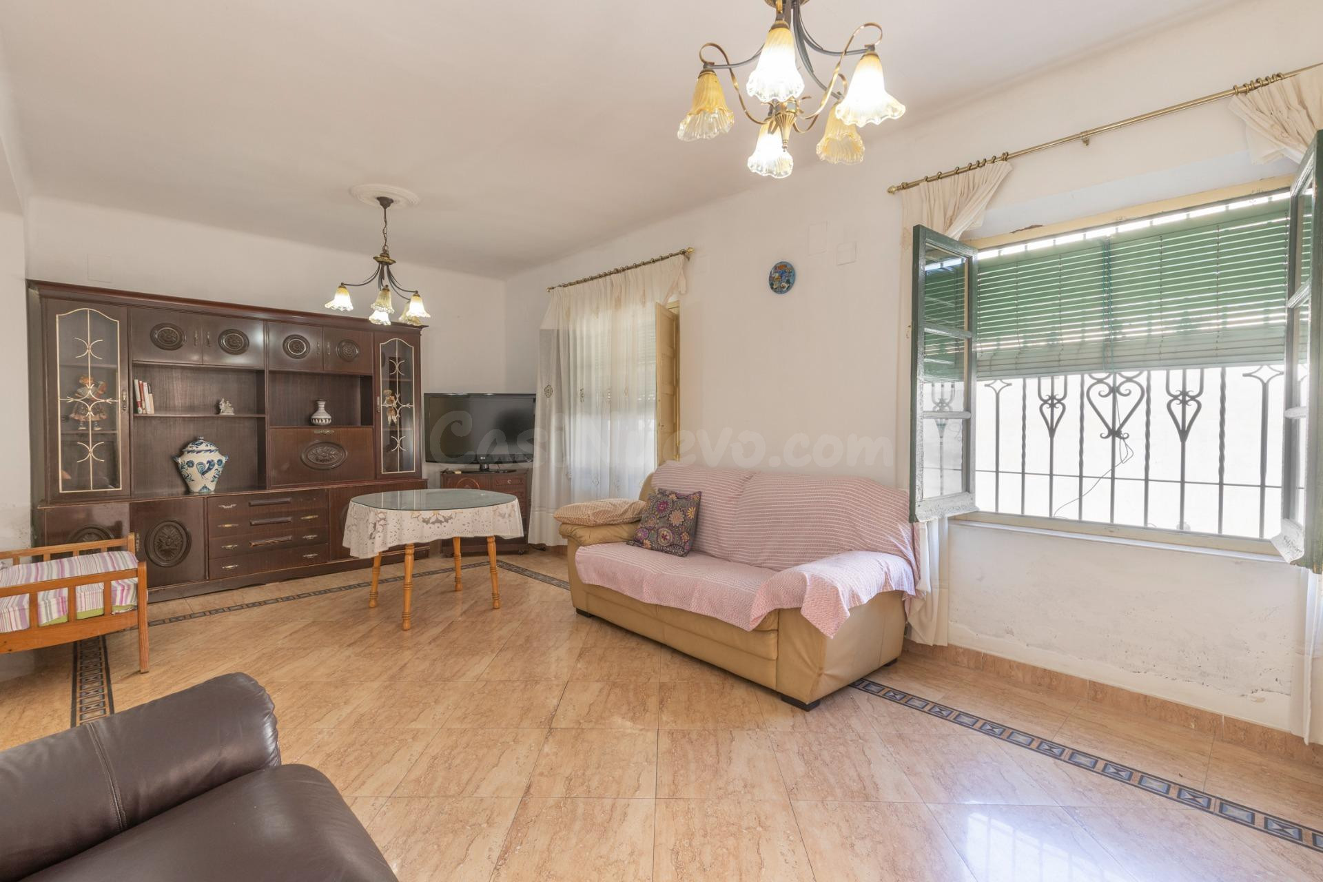Casa con gran solar - foto 4