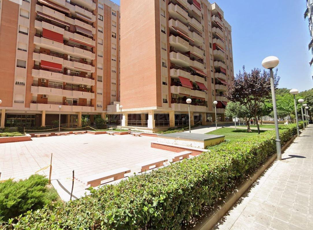 Local comercial 145m2 en Hospitalet de Llobregat - Oportunid - foto 4