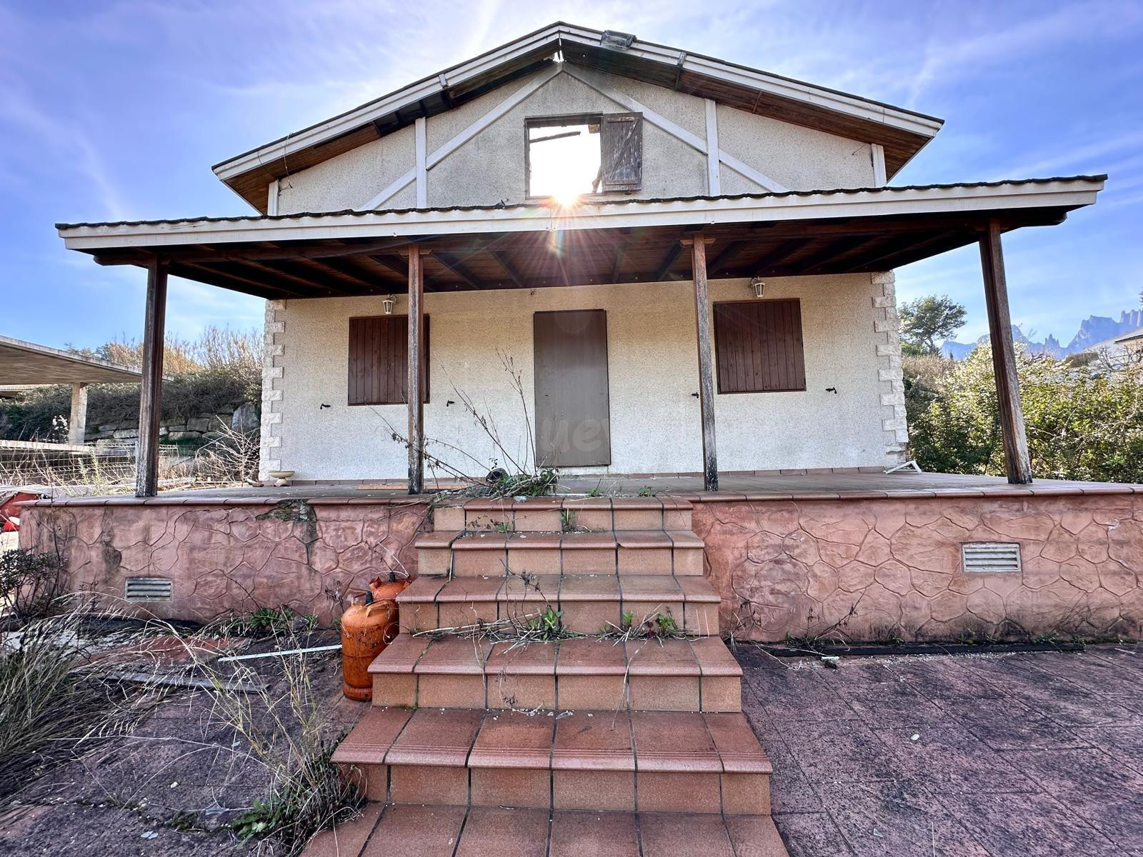 SE VENDE CASA EN CASTELLBELL I EL VILAR, ZONA EL MAS ENRIC