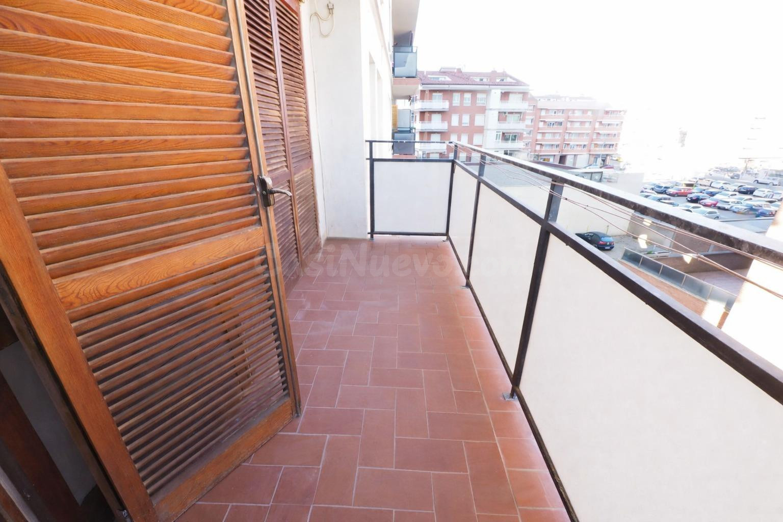 SE VENDE PISO EN IGUALDA, ZONA PLA DE SANT MAGI - foto 5