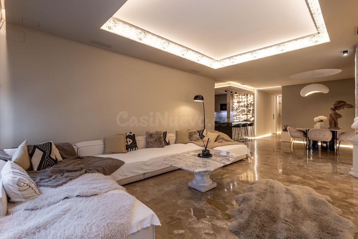 ELEGANTE PISO EN EL EDIFICIO LA PIRÁMIDE, EN PLENO CORAZÓN D - foto 4