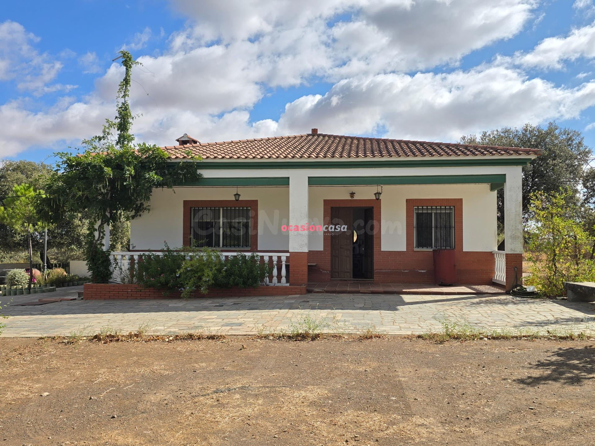 CHALET CON PISCINA CERCANO A POZOBLANCO - foto 3