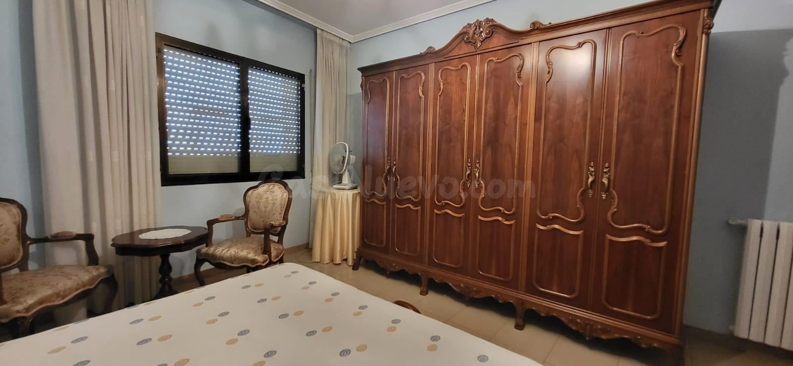 Amplia Casa en Cubillos del Sil por €120,000 - foto 5