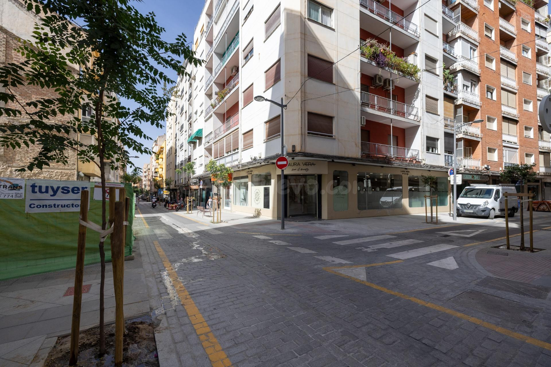 Piso de 161 metros en calle Tejeiro
