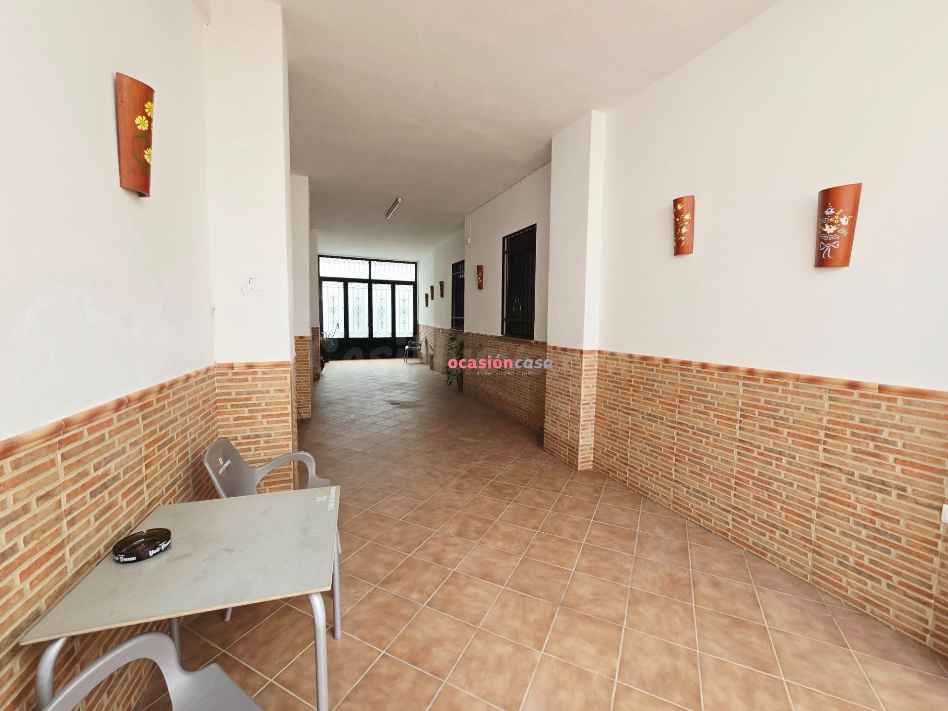 CASA EN ALQUILER EN AÑORA - foto 2