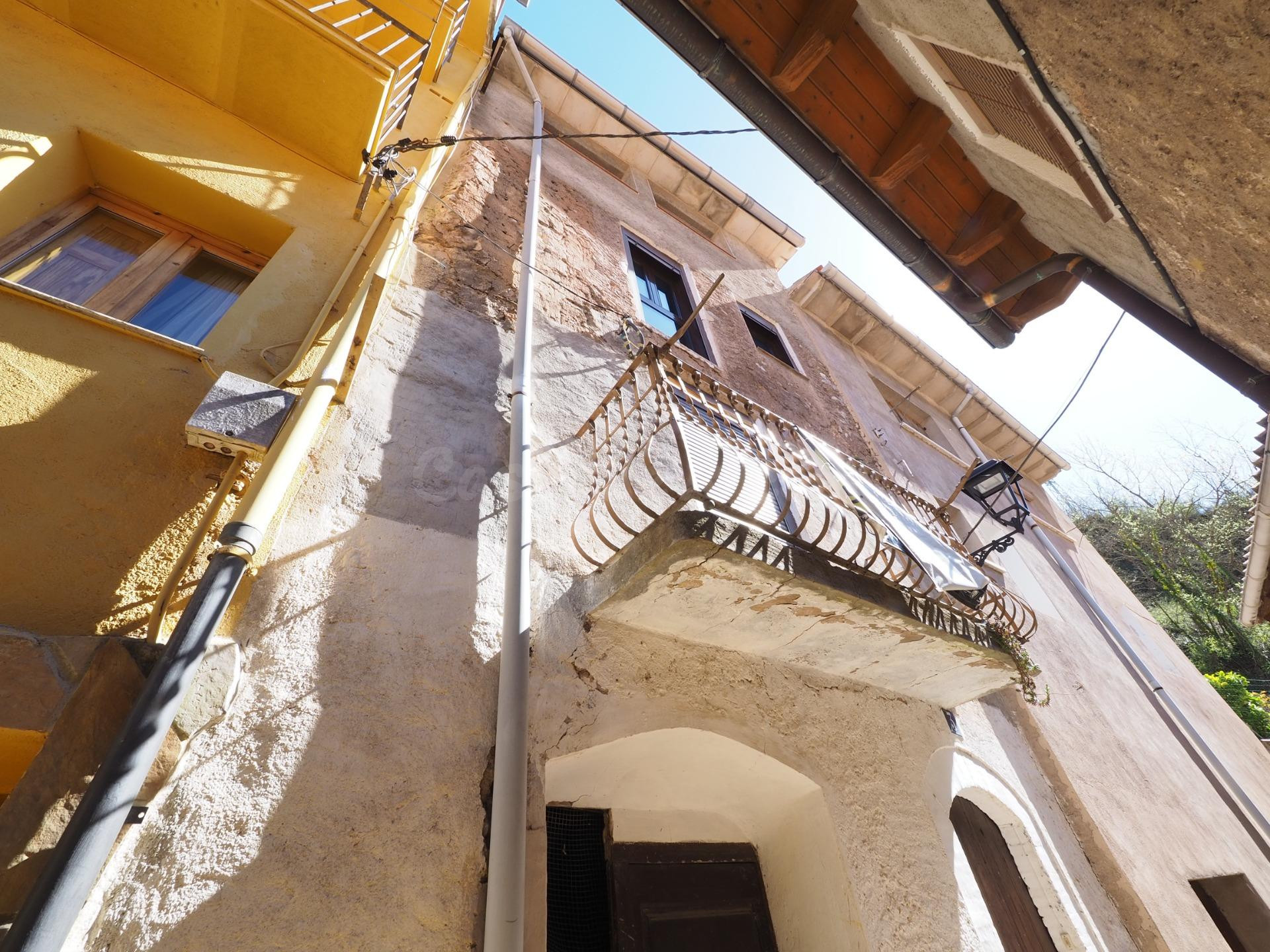 SE VENDE CASA ADOSADA EN LA LA POBLA DE LILLET - foto 2