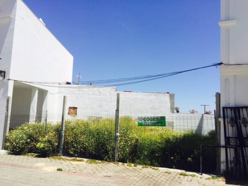 PARCELA URBANA EN PLENO CENTRO DE VEJER DE LA FRONTERA - foto 2