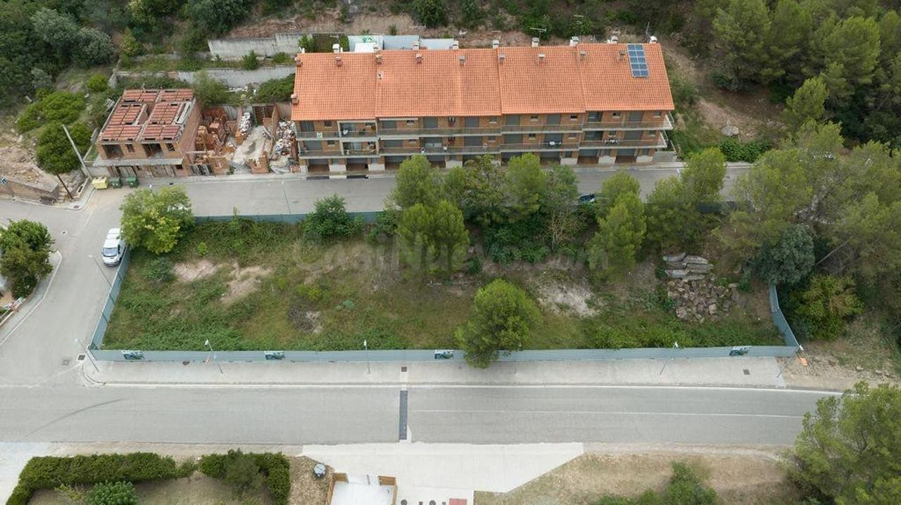 SE VENDE TERRENO URBANO EN NAVAS