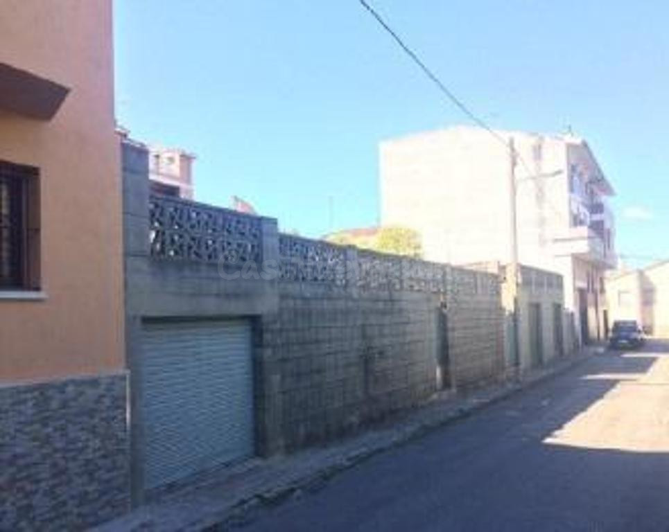 SE VENDE TERRENO URBANO EN NAVARCLES - foto 5