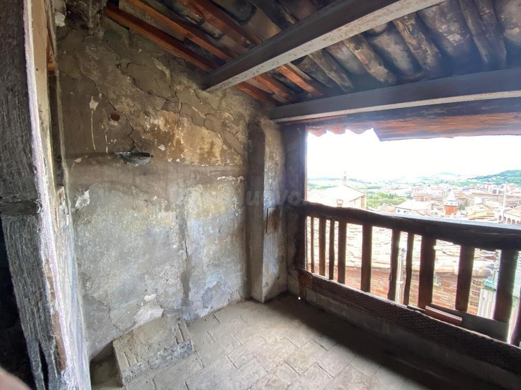 SE VENDE PISO EN BERGA
