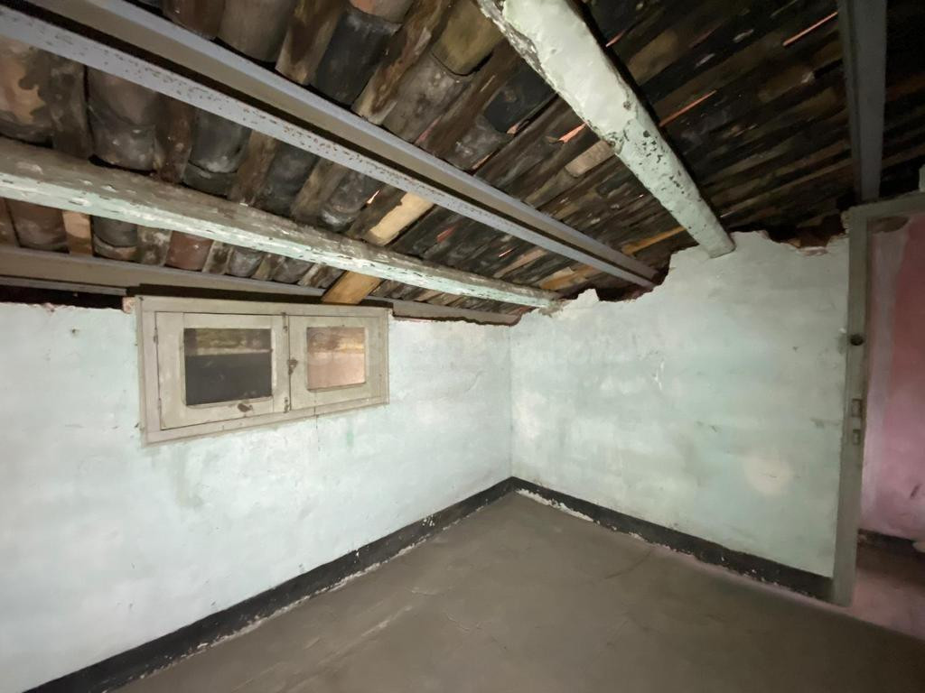 SE VENDE PISO EN BERGA - foto 2