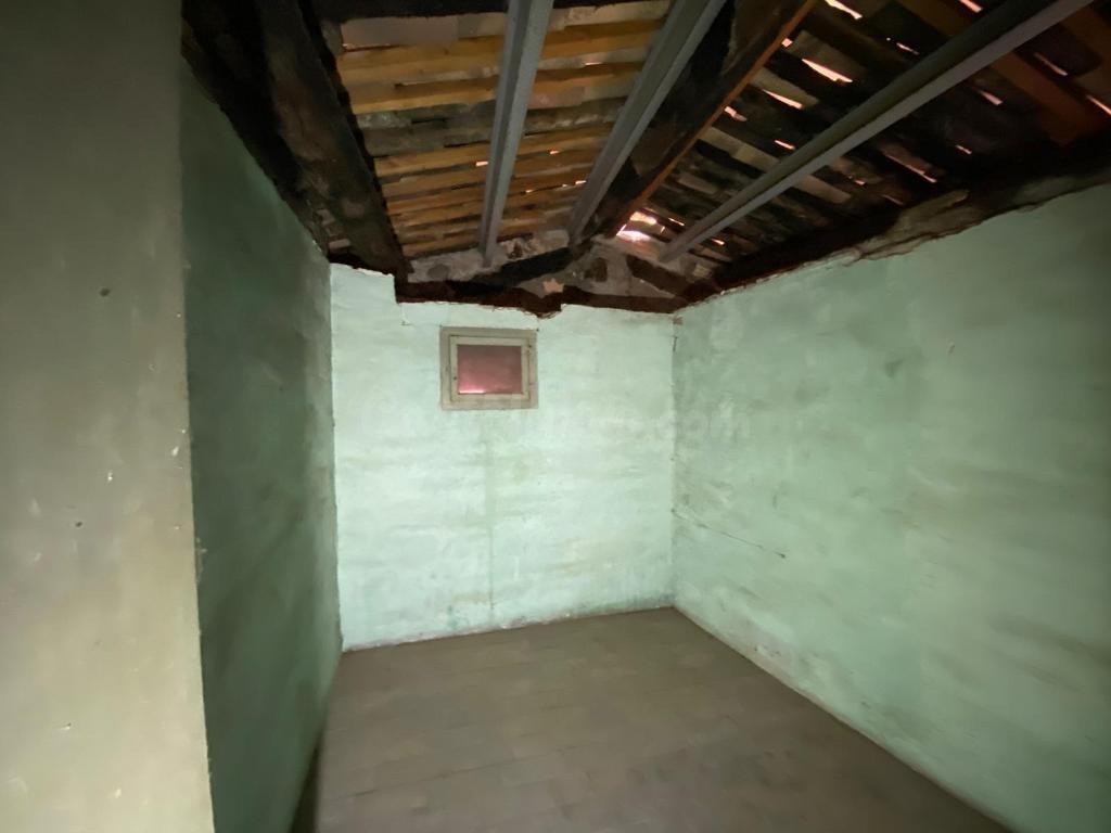 SE VENDE PISO EN BERGA - foto 3