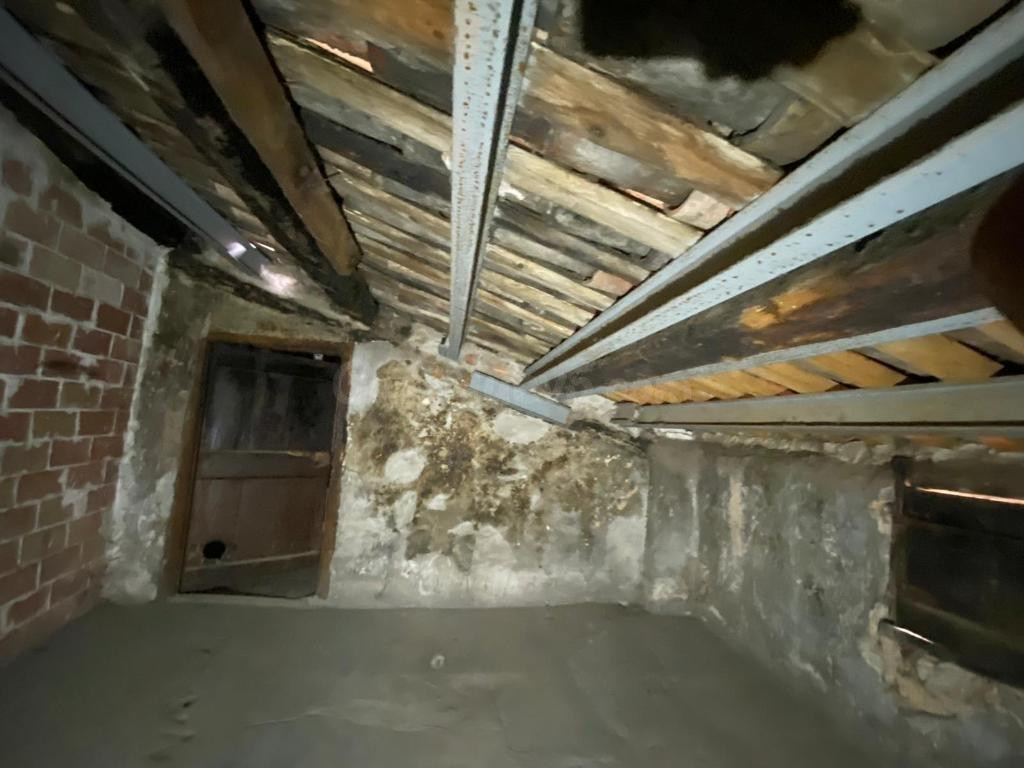 SE VENDE PISO EN BERGA - foto 4