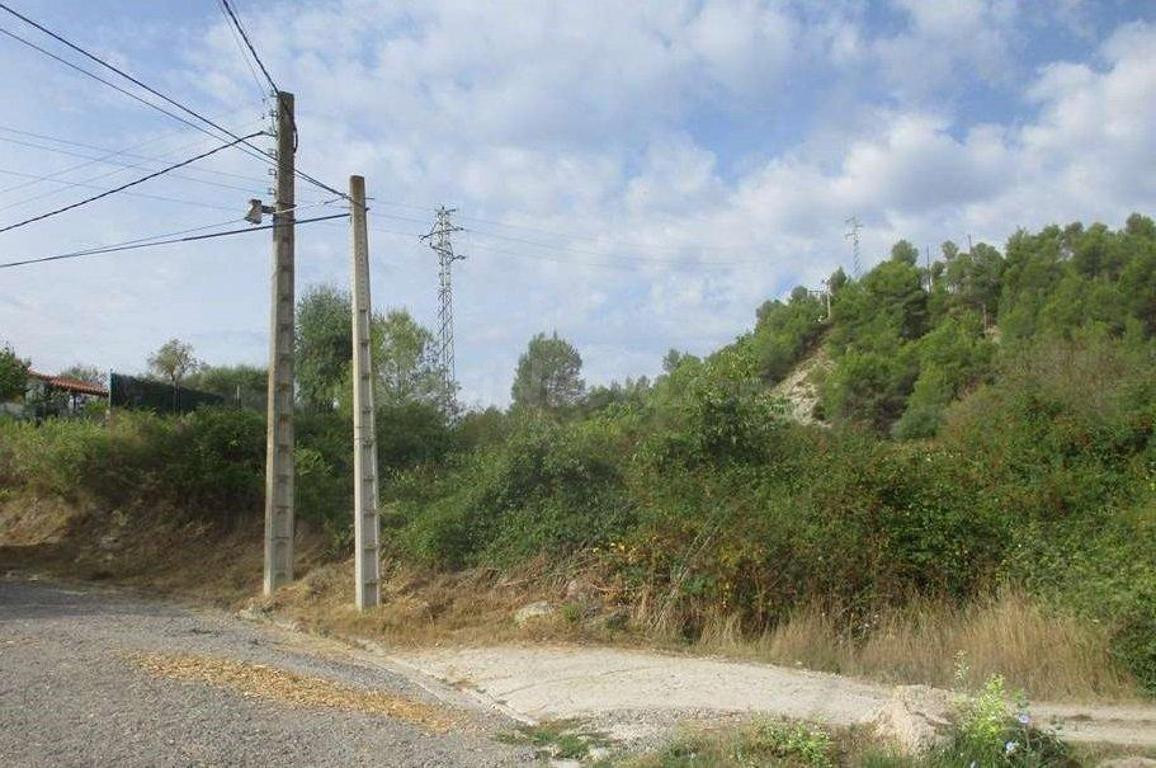 SE VENDE TERRENO URBANO EN CASTELLBELL I EL VILAR - foto 2