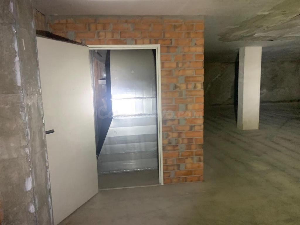SE VENDE LOCAL COMERCIAL EN BERGA - foto 5