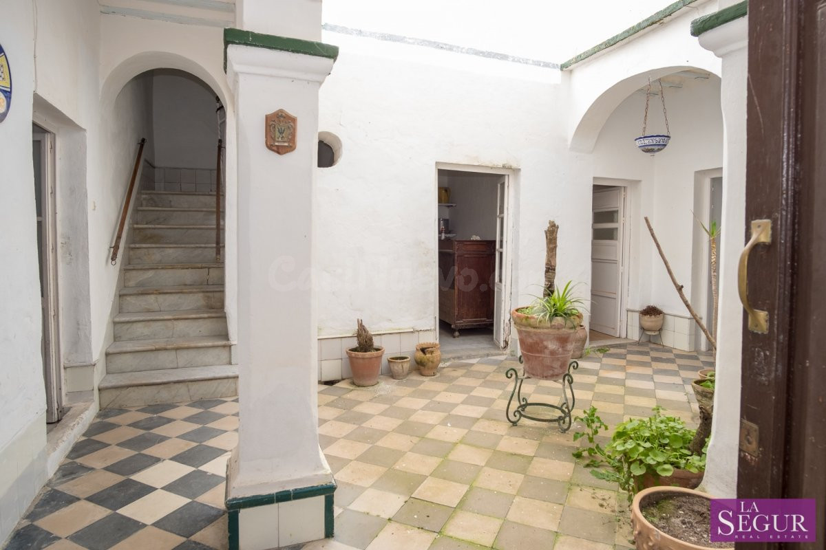 Magnifica Casa en pleno centro del pueblo - foto 5