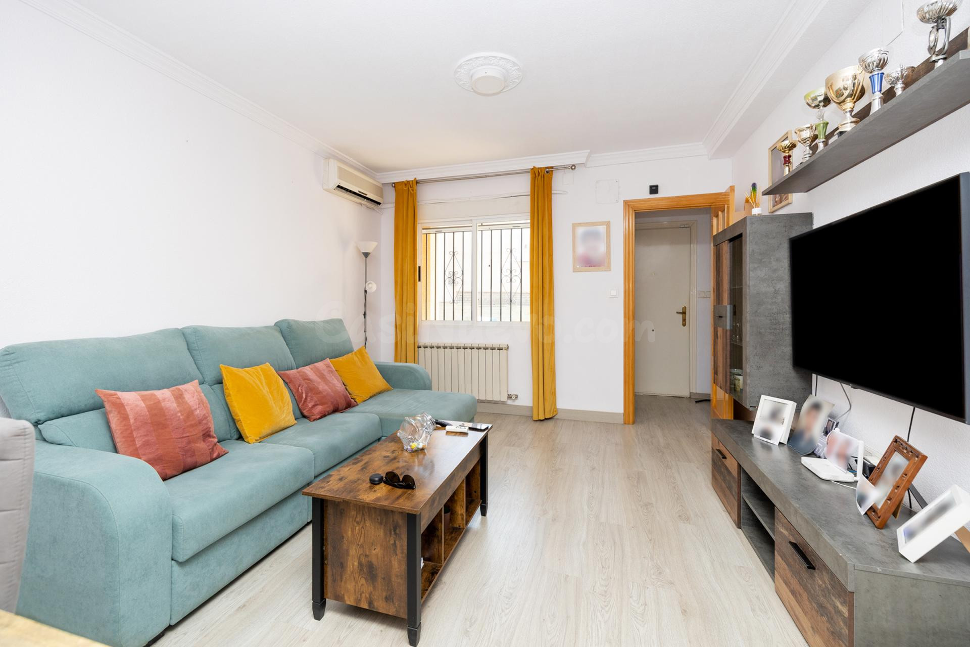 AMPLIA Y PRECIOSA CASA LISTA PARA ENTRAR A VIVIR!! - foto 2