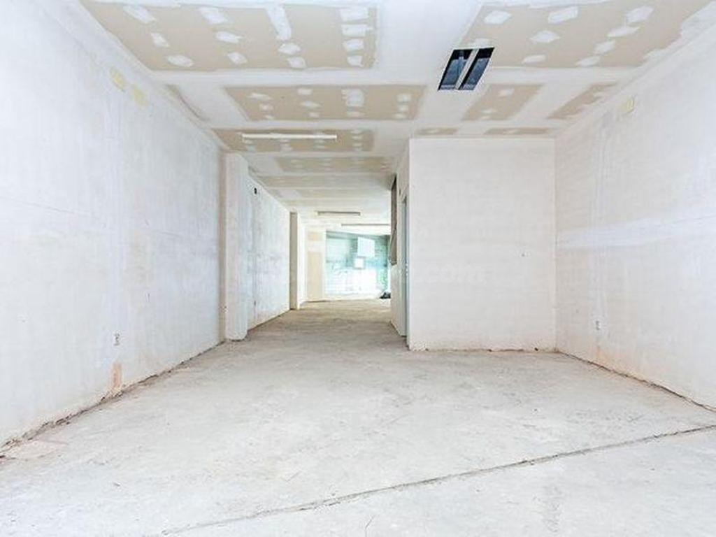 SE VENDE LOCAL COMERCIAL EN MANRESA - foto 2