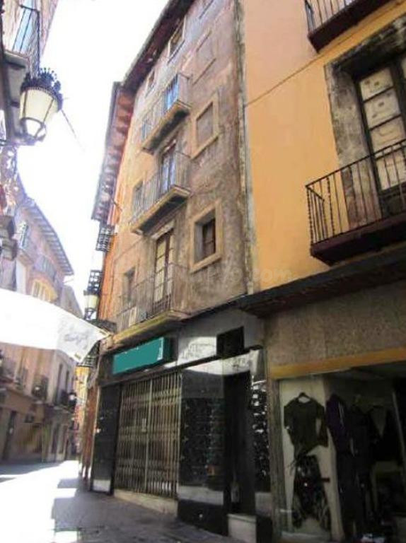 SE VENDE CUATRO PISOS EN BERGA - foto 2