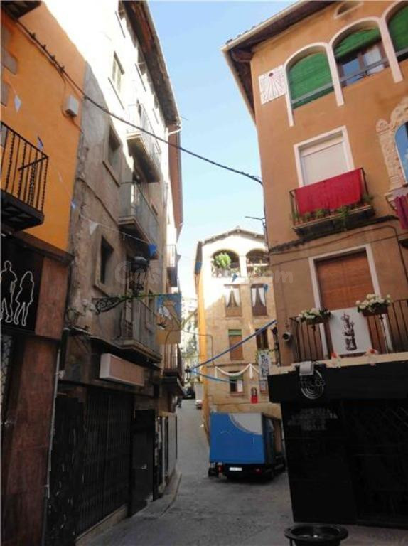 SE VENDE CUATRO PISOS EN BERGA - foto 3