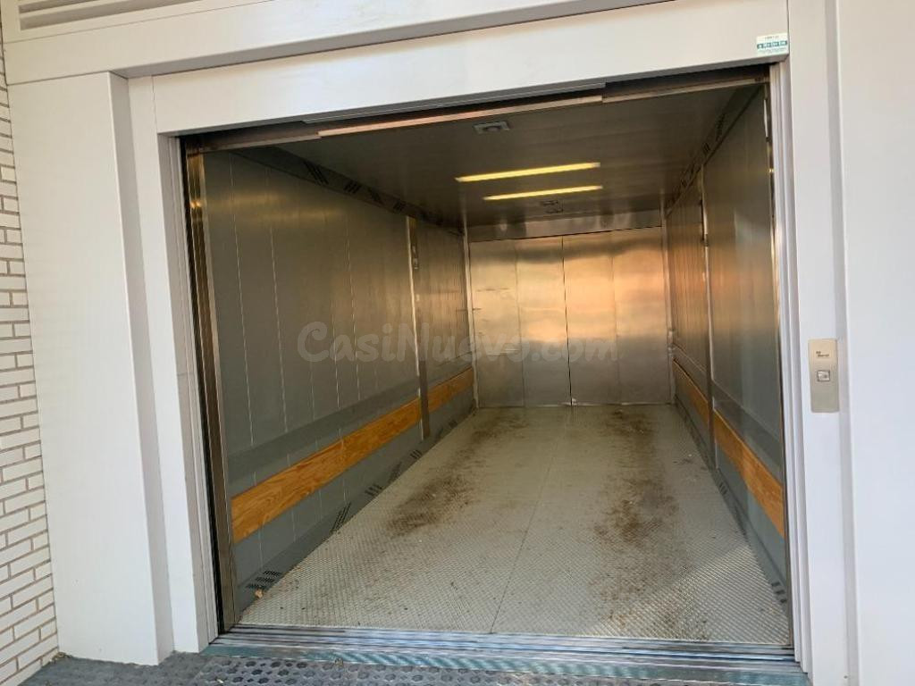SE VENDE PLAZA DE APARCAMIENTO EN MANRESA