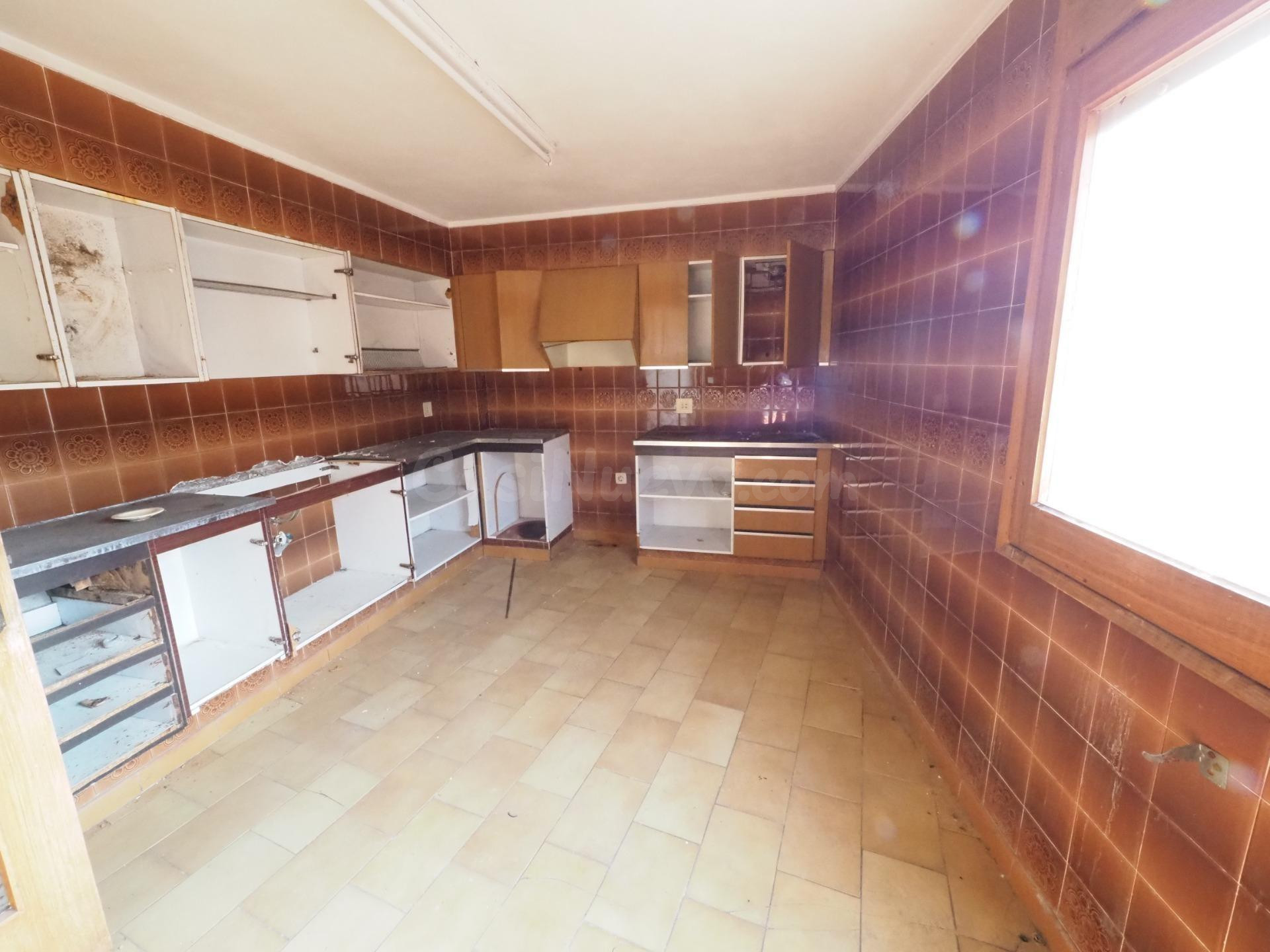 SE VENDE CASA EN GIRONELLA - foto 2