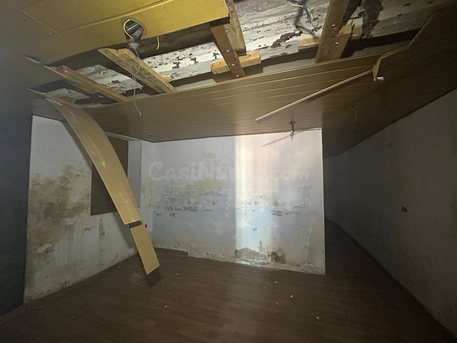 SE VENDE PISO EN GIRONELLA - foto 5