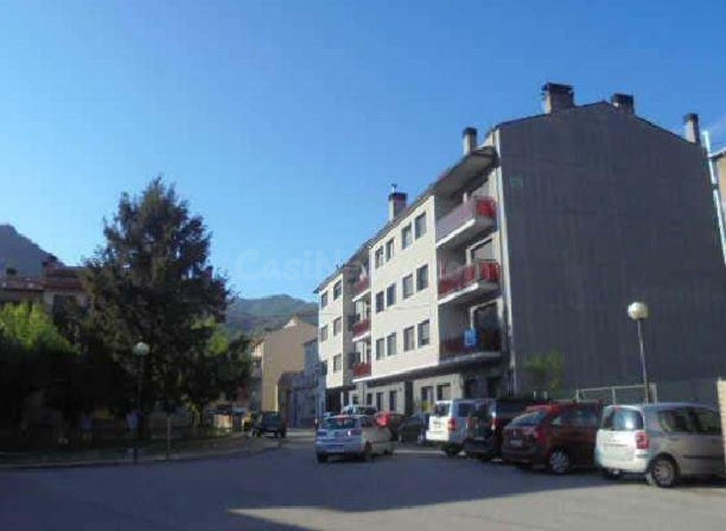SE VENDE TERRENO URBANO EN GUARDIOLA DE BERGUEDA - foto 3