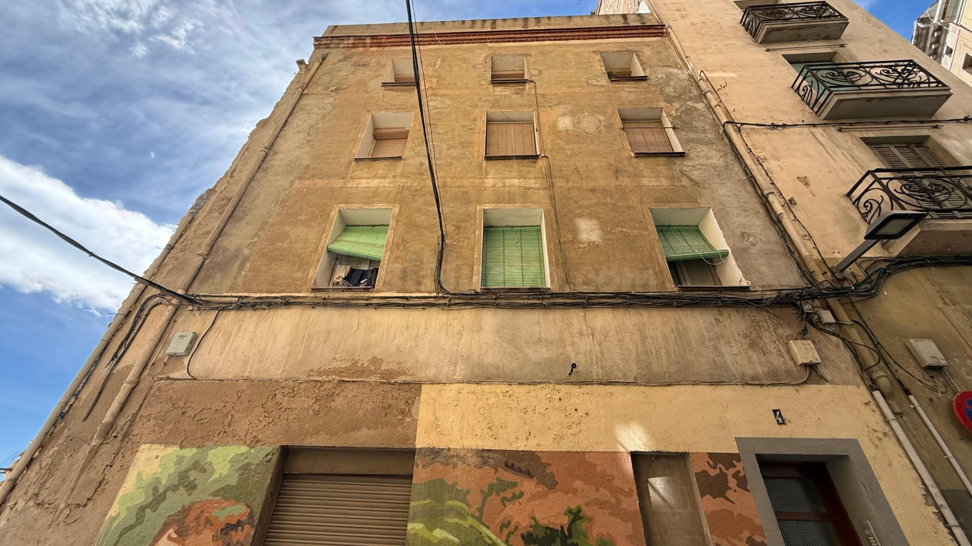 SE VENDE LOCAL EN MANRESA - foto 3