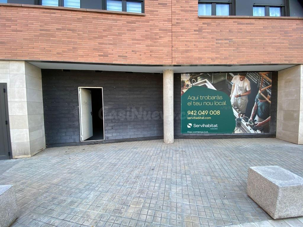 SE VENDE LOCAL COMERCIAL EN MANRESA