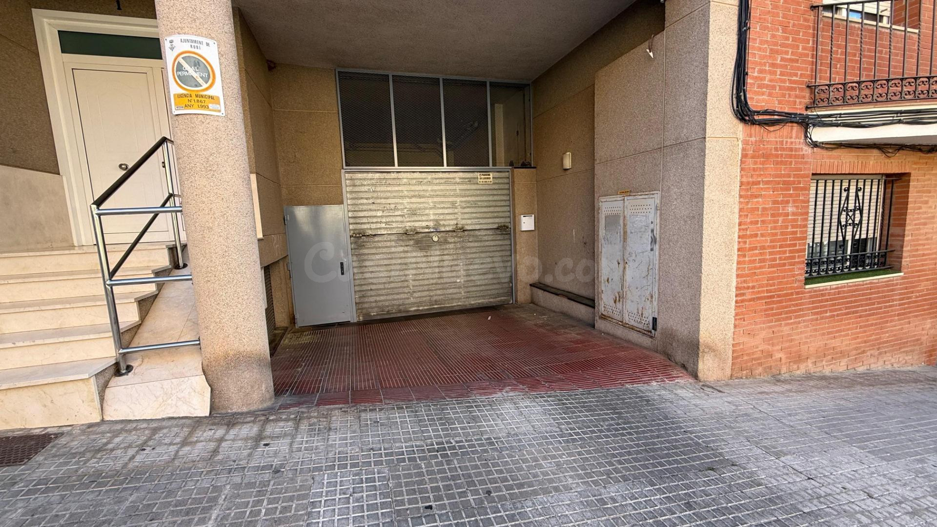 SE VENDE PLAZA DE APARCAMIENTO EN RUBÍ