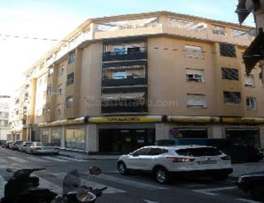 LOCAL COMERCIAL EN ALICANTE