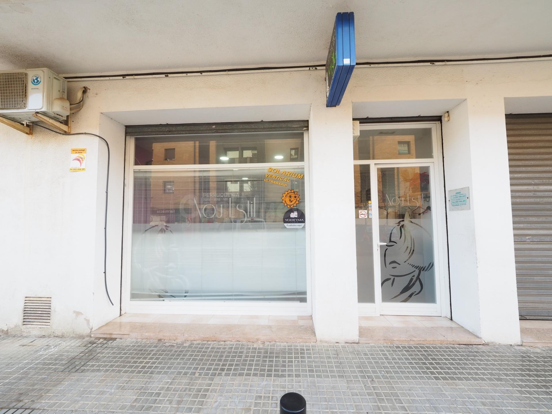 SE VENDE LOCAL COMERCIAL EN SANT CEBRIA DE VALLALTA - foto 3