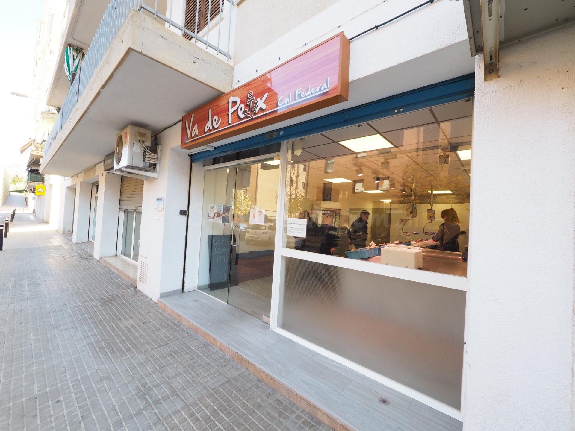 SE VENDE LOCAL COMERCIAL EN SANT CEBRIA DE VALLALTA - foto 5