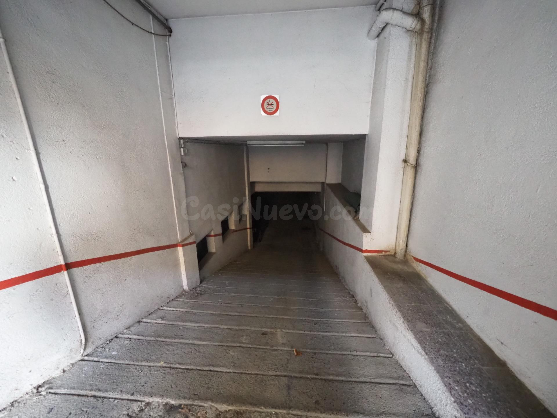 SE VENDE LOCAL DESTINADO A PLAZAS DE APARCAMIENTO - foto 5
