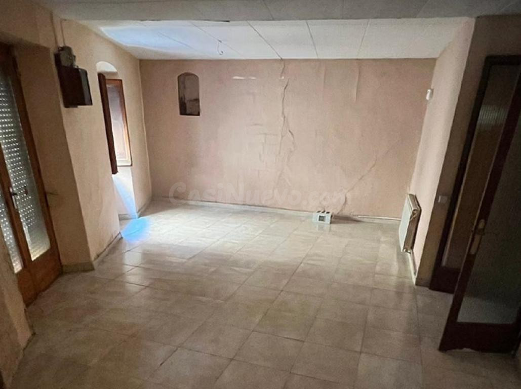 SE VENDE CASA ADOSADA EN SALLENT - foto 3
