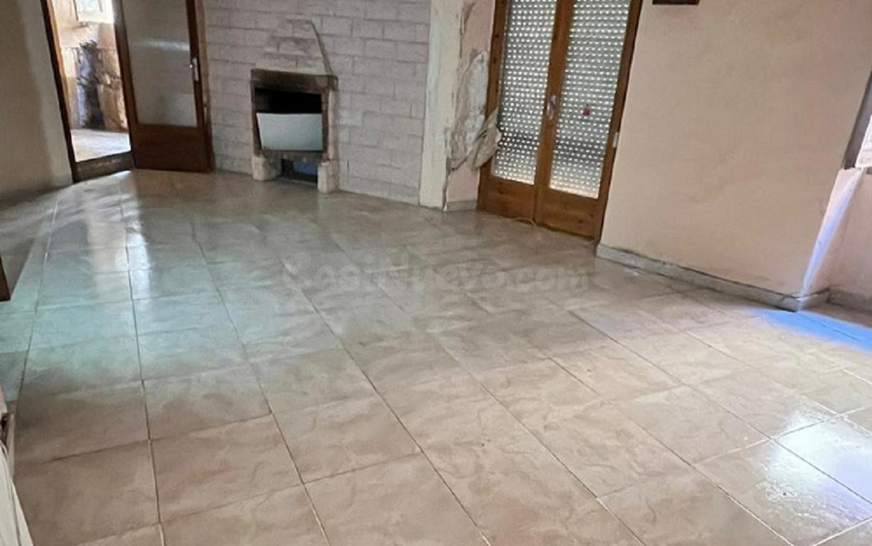 SE VENDE CASA ADOSADA EN SALLENT - foto 4