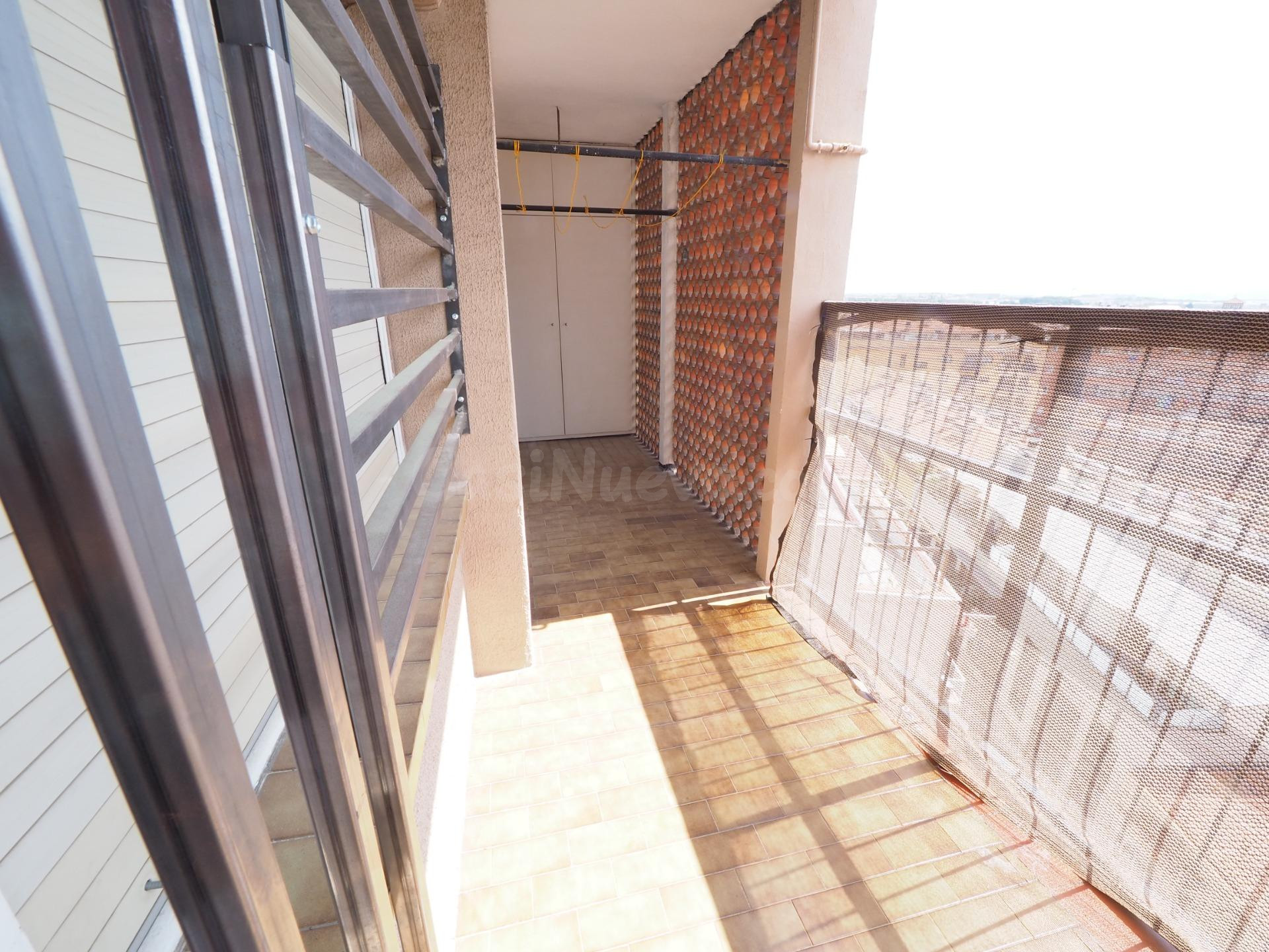 SE VENDE PISO EN SABADELL, ZONA SOL I PADRIS - SANT OLEGUER - foto 5