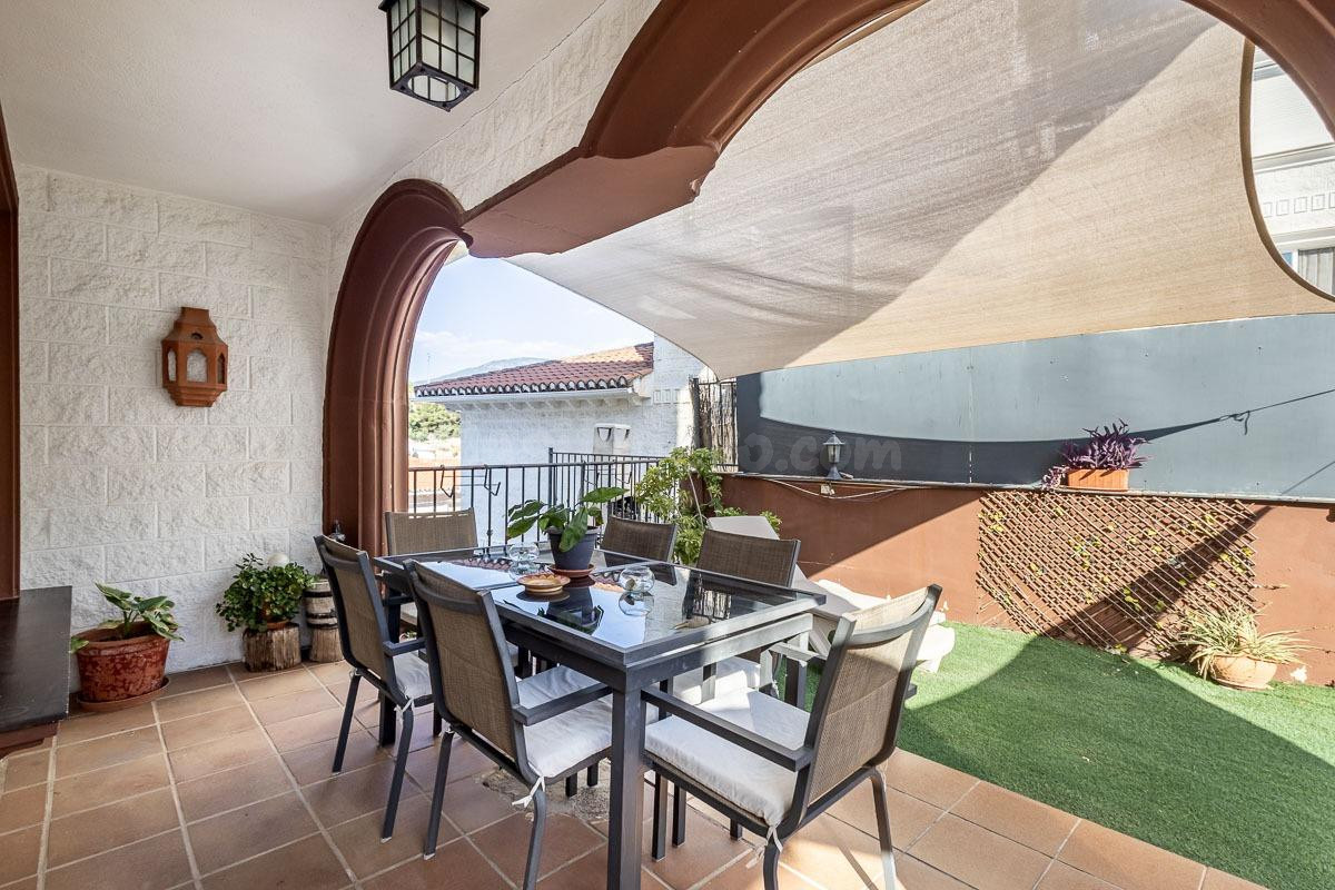 Casa en Gojar con patio de 65m - foto 4