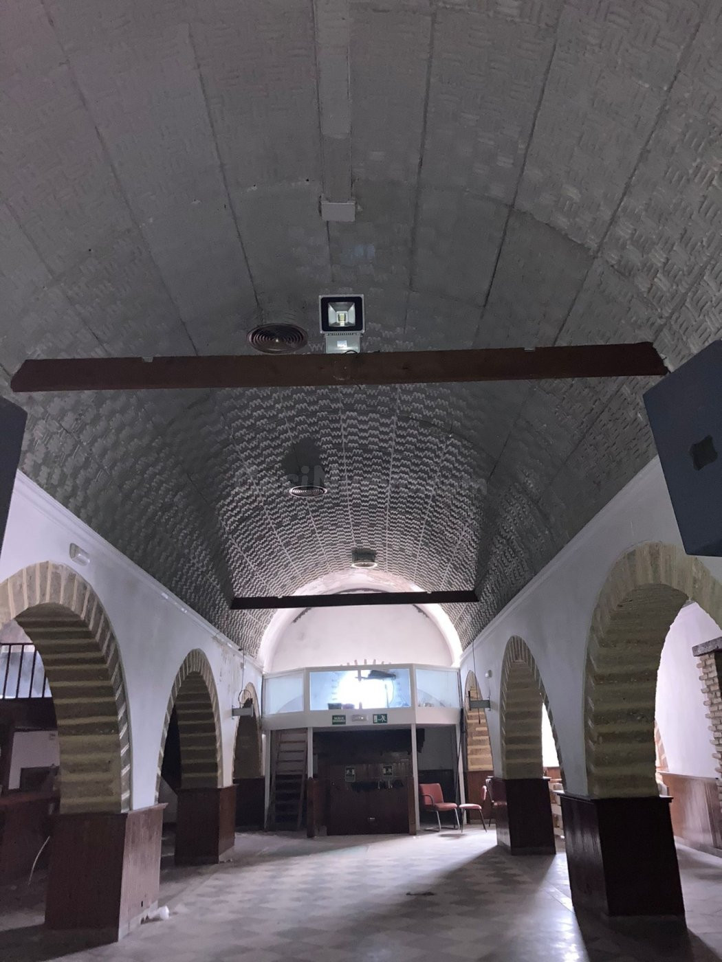 AMPLIO LOCAL COMERCIAL EN VENTA. VEJER DE LA FRONTERA