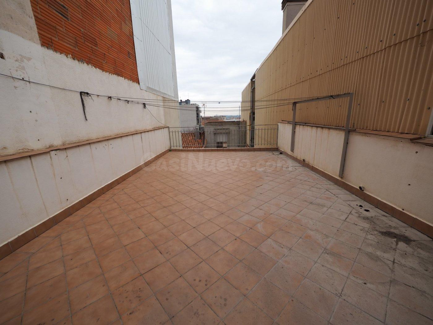 SE VENDE DÚPLEX EN TERRASSA, ZONA TORREN PERE PARRES